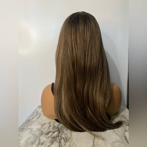 Black To Brown Ombre Layered Hair Style wig 24” - Picture 9 of 9